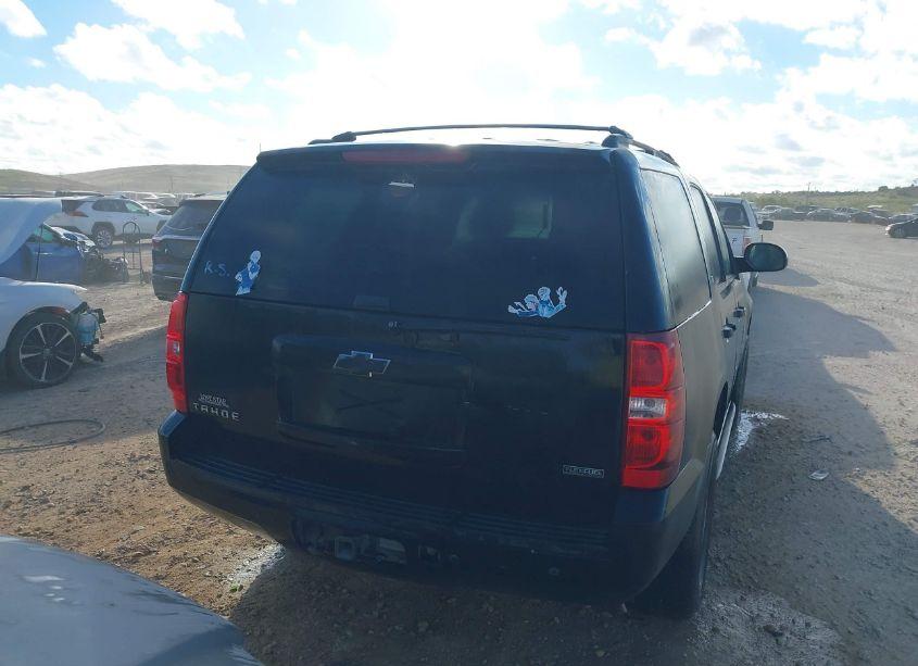 Photo 16 of 2010 Chevrolet Tahoe LT (VIN 1GNUCBE03AR290154)