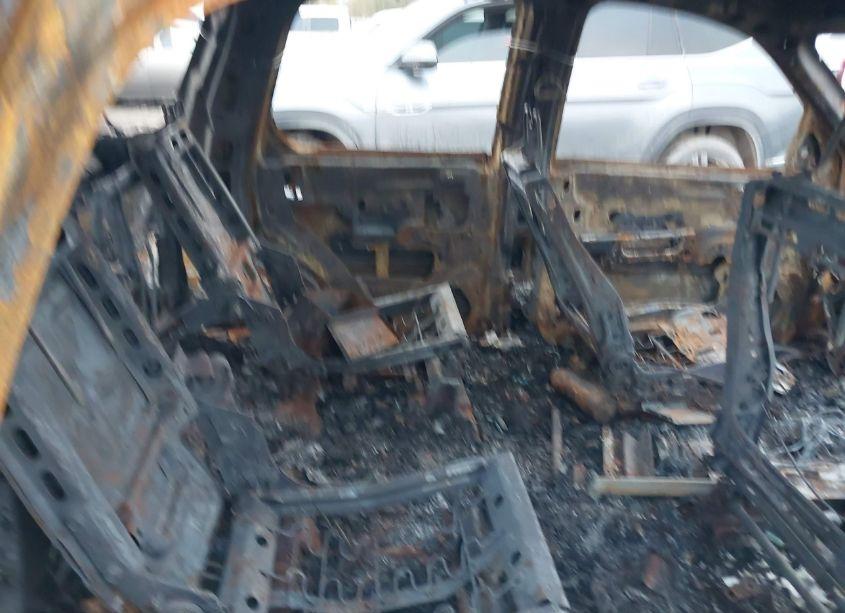 Photo 8 of 2010 Chevrolet Tahoe LT (VIN 1GNUCBE04AR224406)