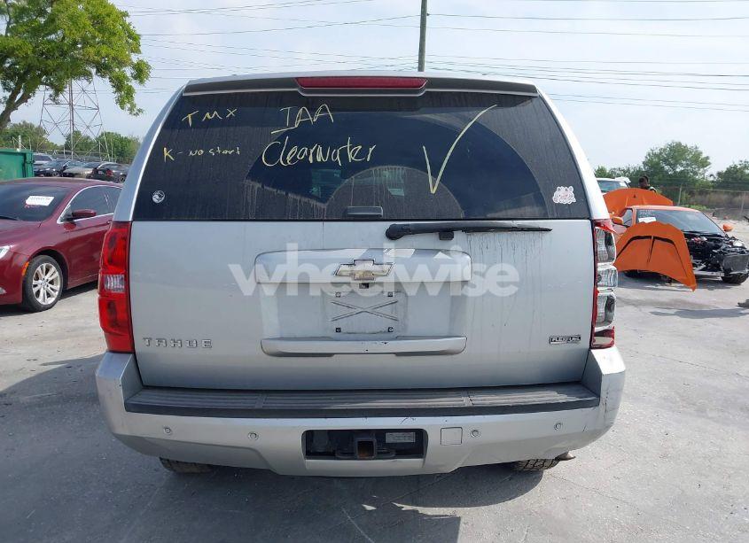 Photo 16 of 2010 Chevrolet Tahoe LT (VIN 1GNUCBE04AR279051)