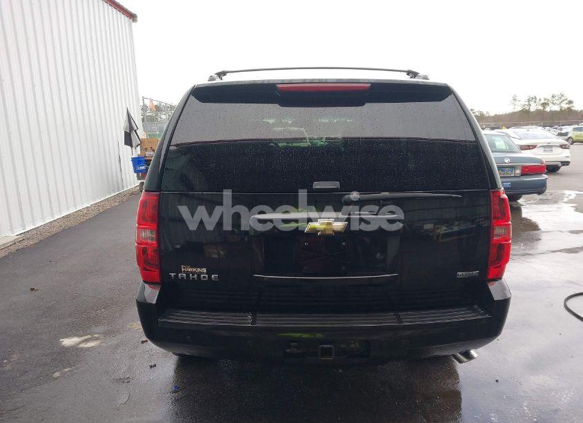 Photo 16 of 2010 Chevrolet Tahoe LT (VIN 1GNUCBE05AR114061)