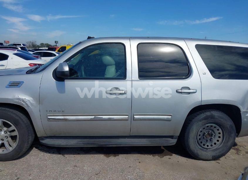 Photo 14 of 2010 Chevrolet Tahoe LT (VIN 1GNUCBE06AR172499)