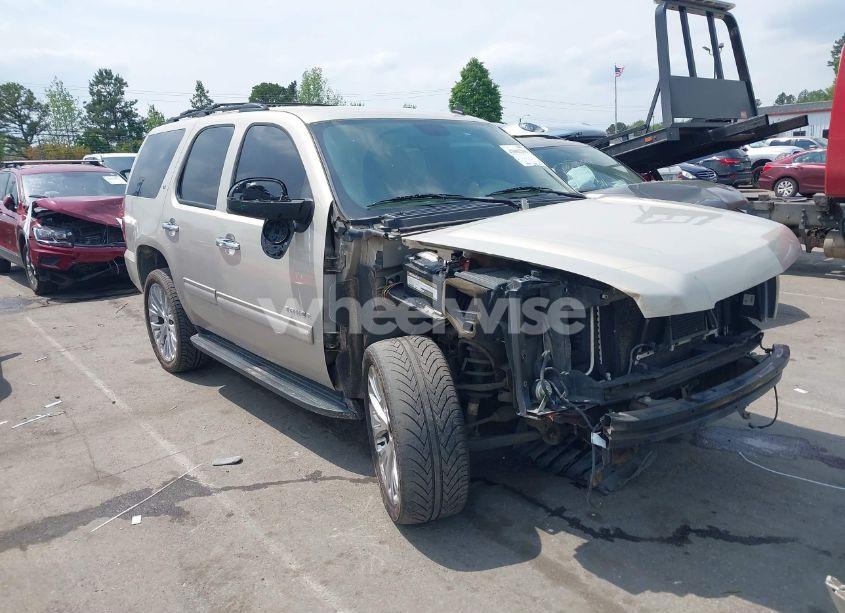 2010 Chevrolet Tahoe LT (VIN 1GNUCBE09AR216446) main photo