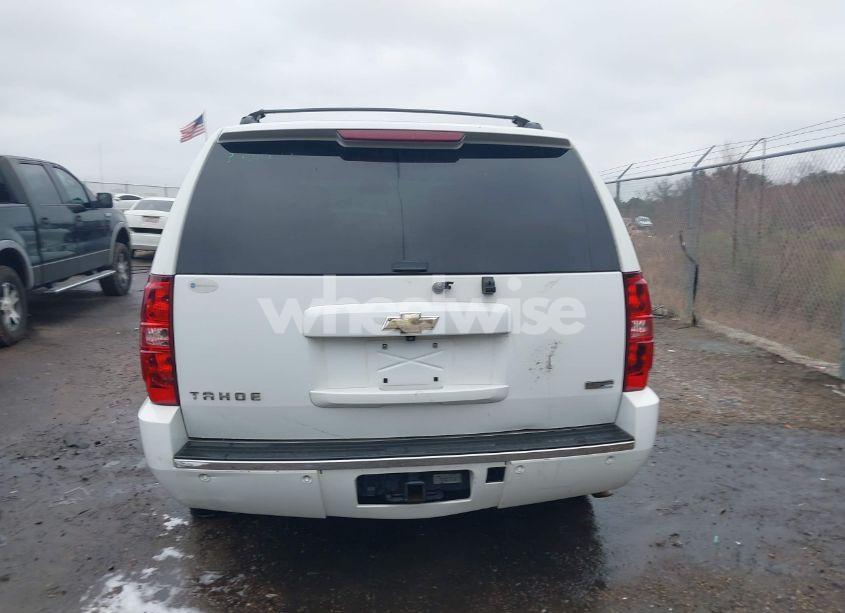 Photo 17 of 2010 Chevrolet Tahoe LTZ (VIN 1GNUCCE00AR192124)