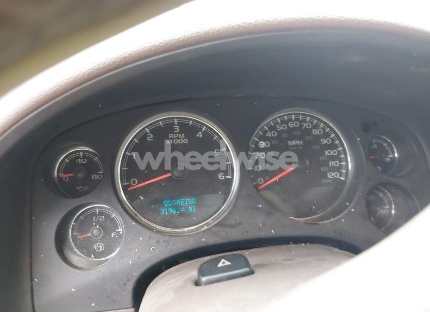 Photo 7 of 2010 Chevrolet Tahoe LTZ (VIN 1GNUCCE00AR192124)