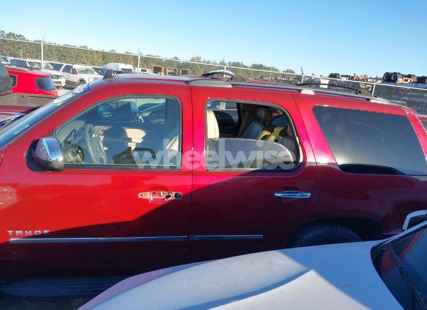 Photo 14 of 2010 Chevrolet Tahoe LTZ (VIN 1GNUCCE03AR183627)