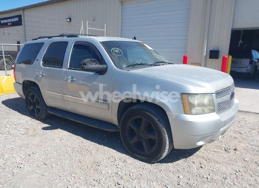 2010 Chevrolet Tahoe LTZ (VIN 1GNUCCE05AR176503) main photo