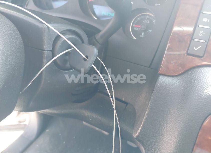 Photo 11 of 2010 Chevrolet Tahoe LTZ (VIN 1GNUCCE05AR176503)