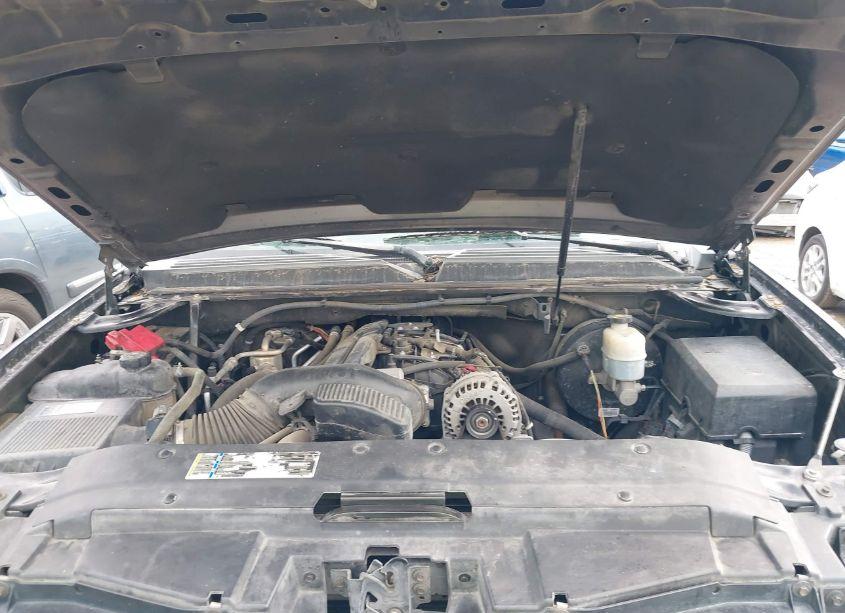 Photo 10 of 2010 Chevrolet Tahoe LTZ (VIN 1GNUCCE08AR164913)