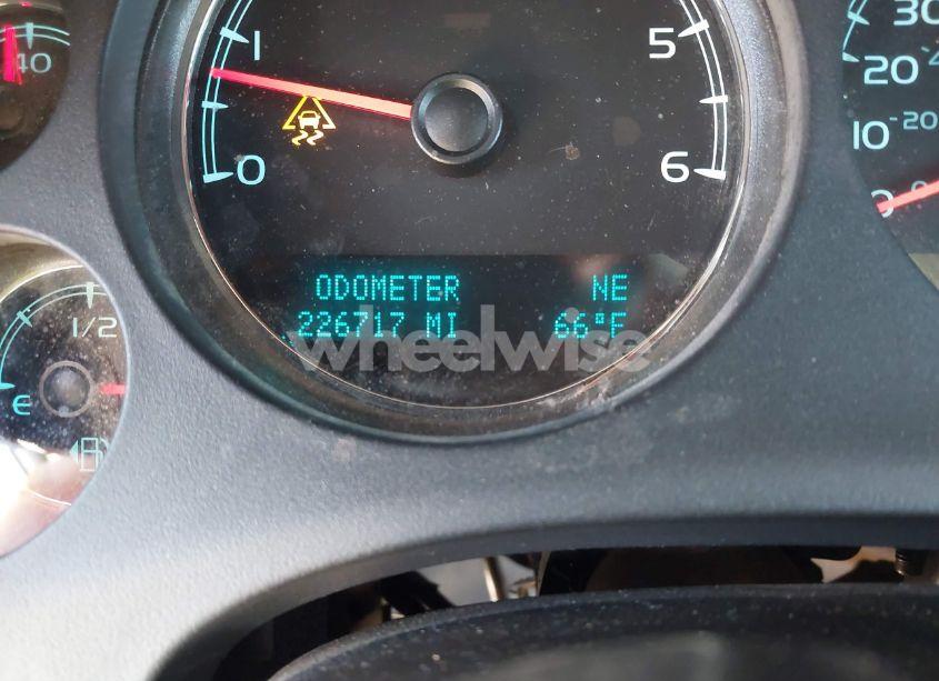 Photo 15 of 2010 Chevrolet Suburban 1500 COMMERCIAL FLEET (VIN 1GNUCHE01AR224737)