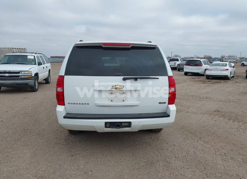 Photo 16 of 2010 Chevrolet Suburban 1500 COMMERCIAL FLEET (VIN 1GNUCHE01AR224737)