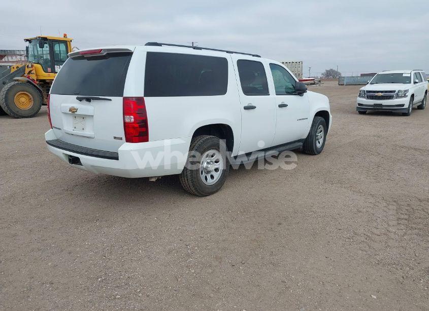 Photo 4 of 2010 Chevrolet Suburban 1500 COMMERCIAL FLEET (VIN 1GNUCHE01AR224737)