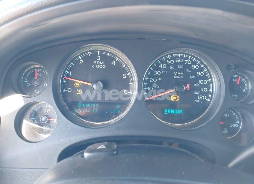 Photo 7 of 2010 Chevrolet Suburban 1500 COMMERCIAL FLEET (VIN 1GNUCHE01AR224737)