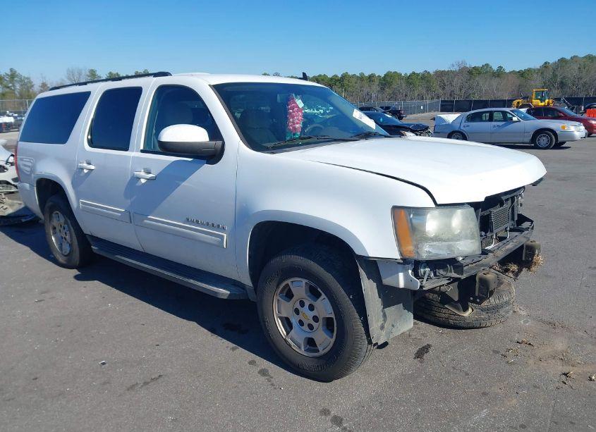 2010 Chevrolet Suburban 1500 LS (VIN 1GNUCHE07AR133679) main photo