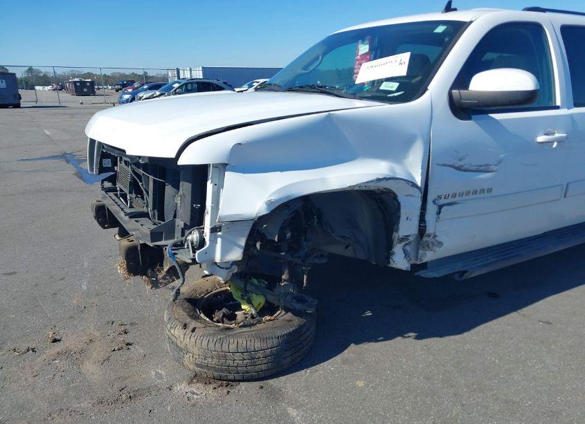 Photo 6 of 2010 Chevrolet Suburban 1500 LS (VIN 1GNUCHE07AR133679)