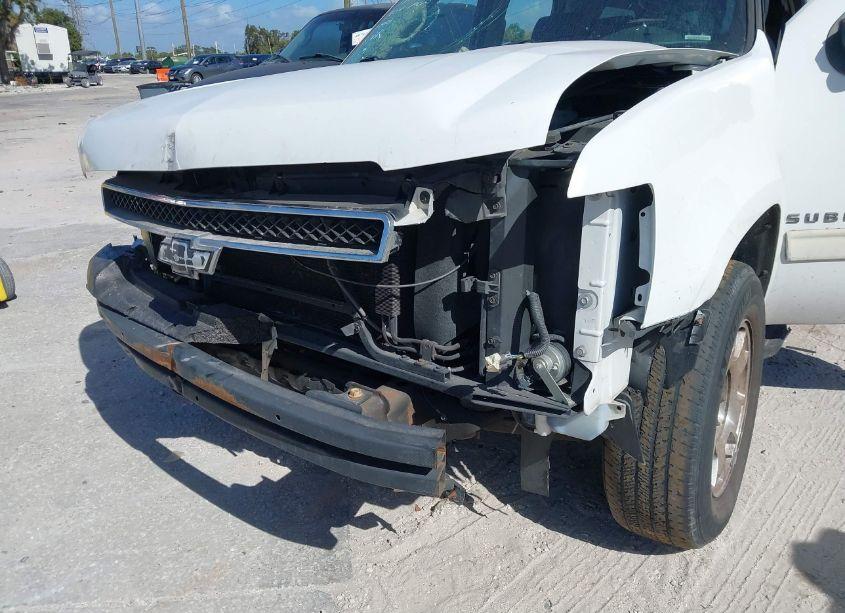 Photo 18 of 2010 Chevrolet Suburban 1500 LS (VIN 1GNUCHE07AR165189)