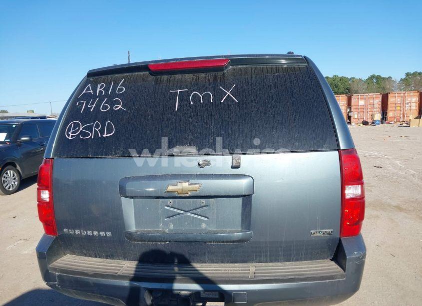 Photo 16 of 2010 Chevrolet Suburban 1500 LS (VIN 1GNUCHE09AR167462)