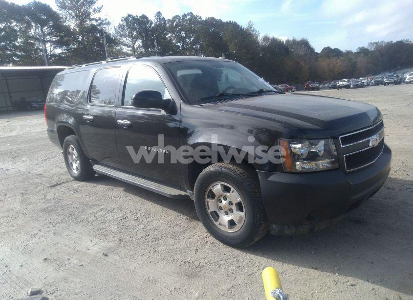 2010 Chevrolet Suburban 1500 LT1 (VIN 1GNUCJE01AR196820) main photo