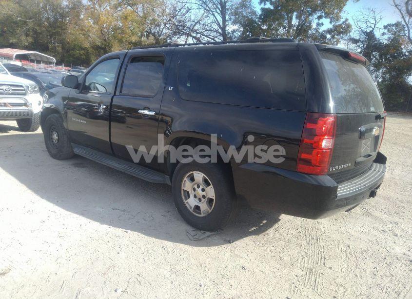 Photo 3 of 2010 Chevrolet Suburban 1500 LT1 (VIN 1GNUCJE01AR196820)