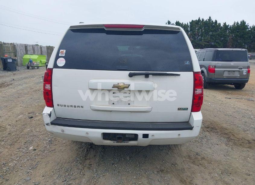 Photo 16 of 2010 Chevrolet Suburban 1500 LT1 (VIN 1GNUCJE01AR199247)