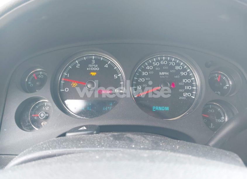 Photo 7 of 2010 Chevrolet Suburban 1500 LT1 (VIN 1GNUCJE01AR199247)