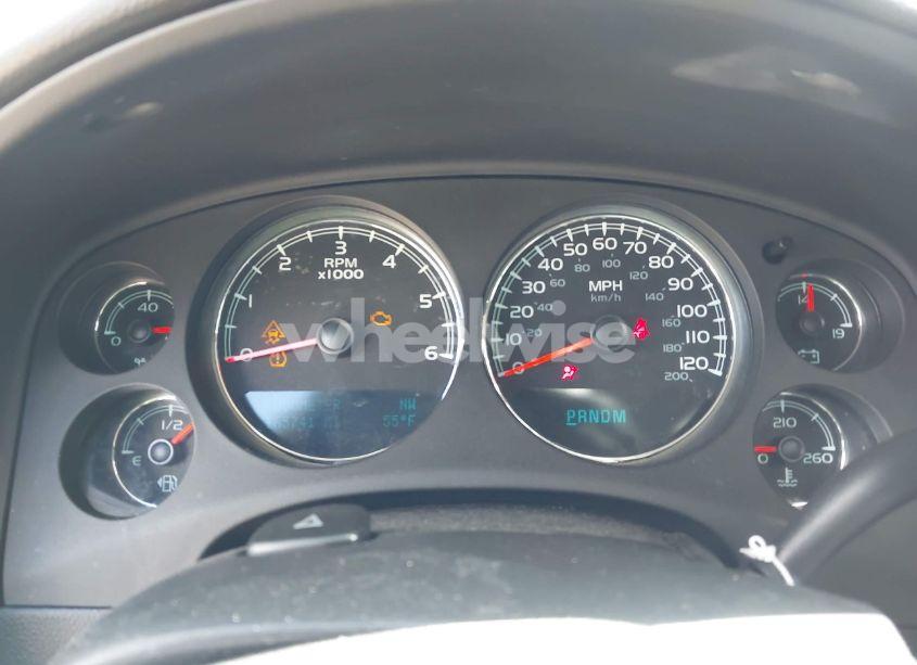 Photo 17 of 2010 Chevrolet Suburban 1500 LT1 (VIN 1GNUCJE08AR192831)