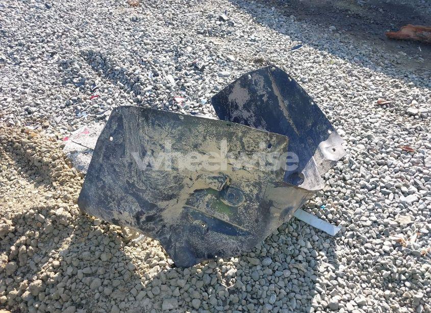 Photo 12 of 2010 Chevrolet Suburban 1500 LTZ (VIN 1GNUCKE00AR176516)