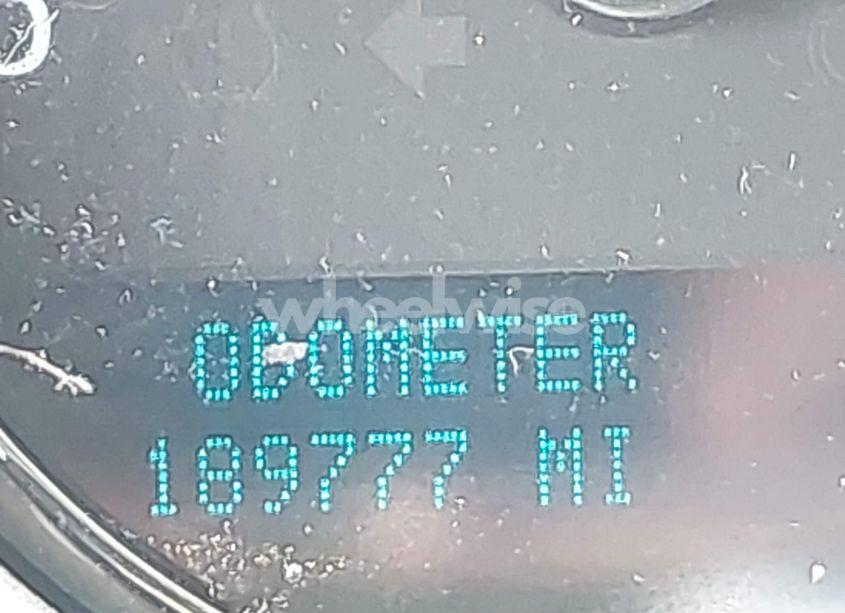 Photo 16 of 2010 Chevrolet Suburban 1500 LTZ (VIN 1GNUCKE00AR176516)