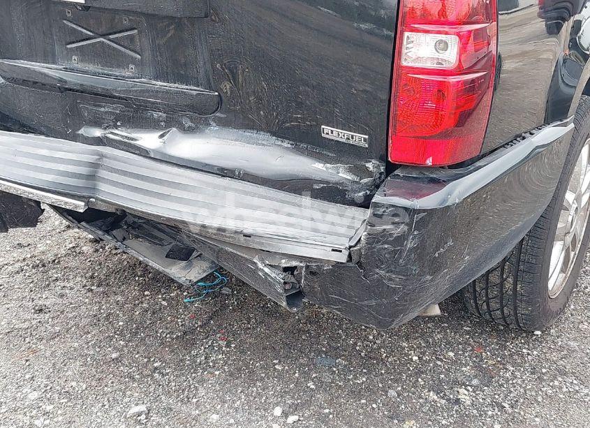 Photo 18 of 2010 Chevrolet Suburban 1500 LTZ (VIN 1GNUCKE02AR220449)