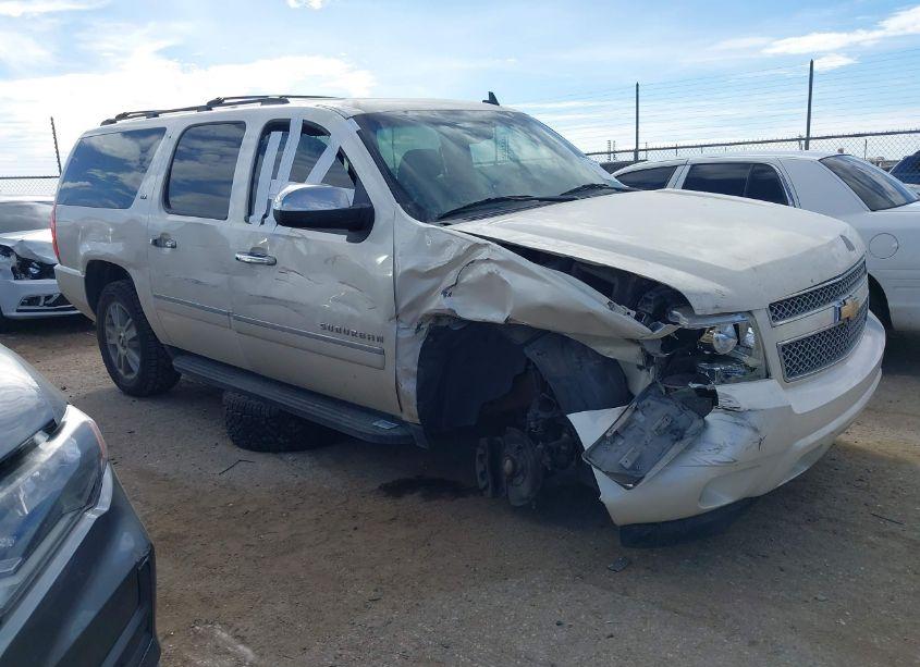 2010 Chevrolet Suburban 1500 LTZ (VIN 1GNUCKE02AR256268) main photo