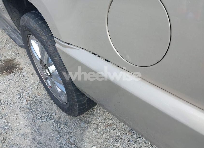 Photo 17 of 2010 Chevrolet Suburban 1500 LTZ (VIN 1GNUCKE05AR173031)