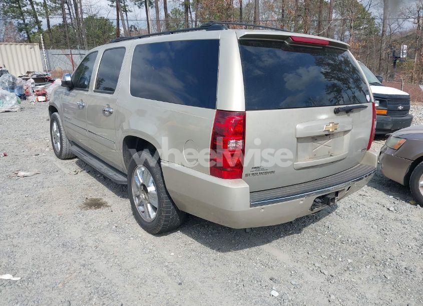 Photo 3 of 2010 Chevrolet Suburban 1500 LTZ (VIN 1GNUCKE05AR173031)