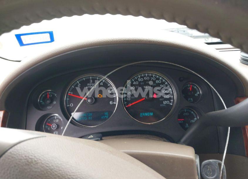 Photo 15 of 2010 Chevrolet Suburban 1500 LTZ (VIN 1GNUCKE05AR270519)