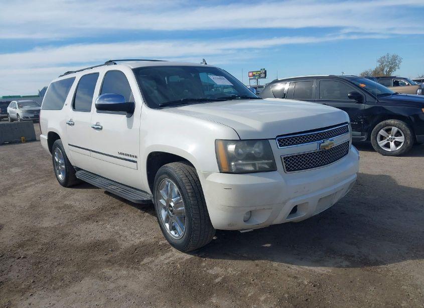 2010 Chevrolet Suburban 1500 LTZ (VIN 1GNUCKE06AR205193) main photo