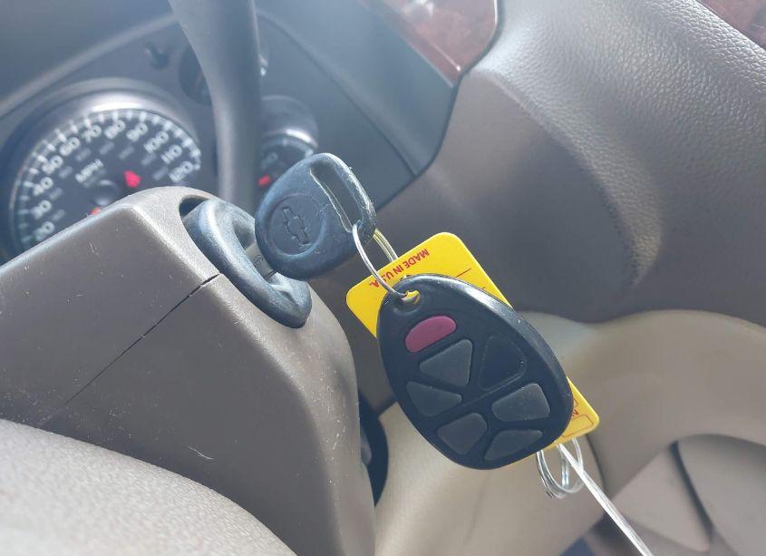 Photo 11 of 2010 Chevrolet Suburban 1500 LTZ (VIN 1GNUCKE06AR205193)