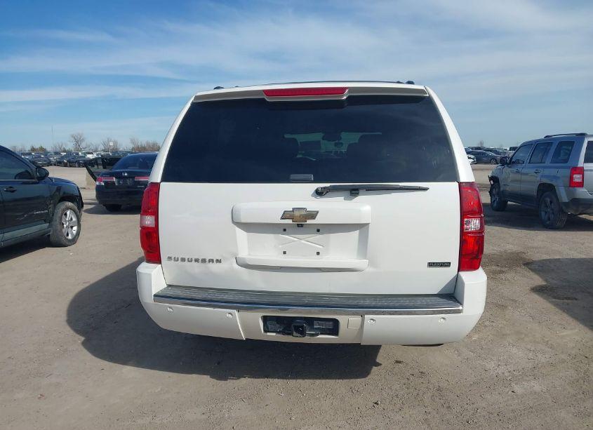 Photo 16 of 2010 Chevrolet Suburban 1500 LTZ (VIN 1GNUCKE06AR205193)