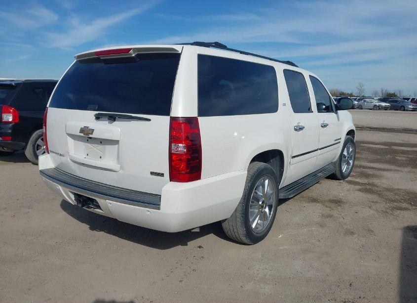 Photo 4 of 2010 Chevrolet Suburban 1500 LTZ (VIN 1GNUCKE06AR205193)