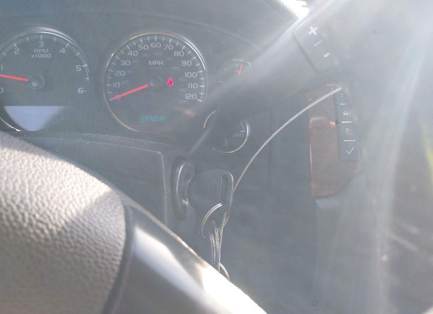 Photo 11 of 2010 Chevrolet Tahoe LS (VIN 1GNUKAE01AR115592)