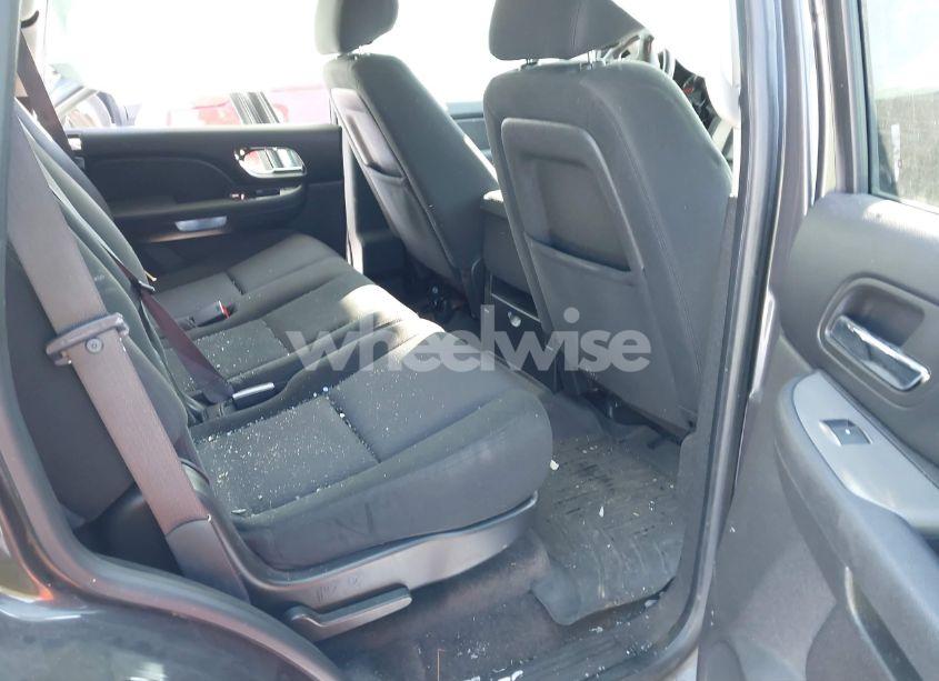 Photo 8 of 2010 Chevrolet Tahoe LS (VIN 1GNUKAE02AR244862)