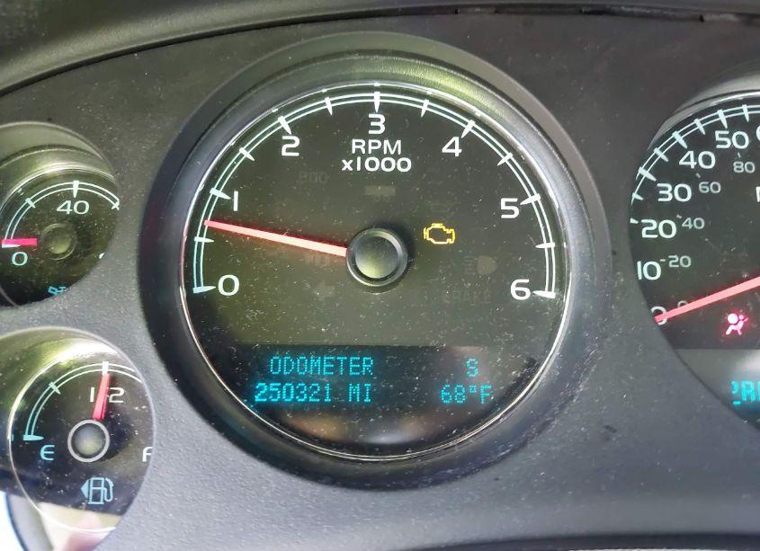 Photo 15 of 2010 Chevrolet Tahoe LS (VIN 1GNUKAE06AR151729)