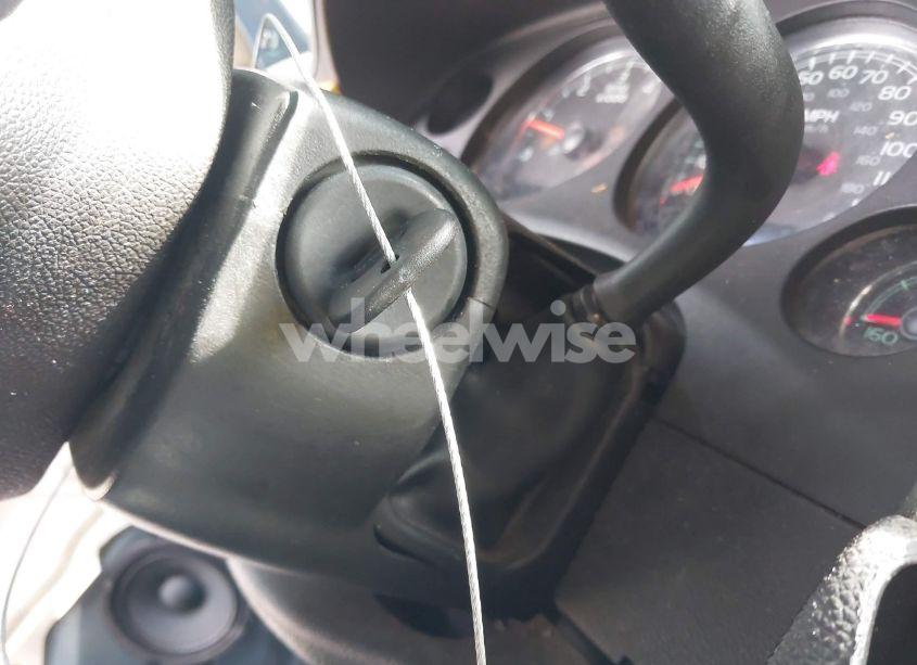 Photo 11 of 2010 Chevrolet Tahoe LT (VIN 1GNUKBE00AR117498)