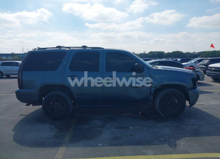 Photo 13 of 2010 Chevrolet Tahoe LT (VIN 1GNUKBE00AR117498)