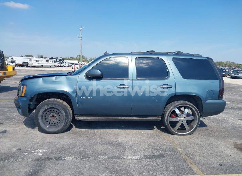Photo 14 of 2010 Chevrolet Tahoe LT (VIN 1GNUKBE00AR117498)