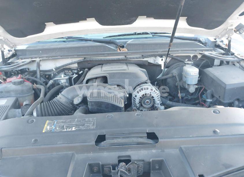 Photo 10 of 2010 Chevrolet Tahoe LT (VIN 1GNUKBE01AR120491)