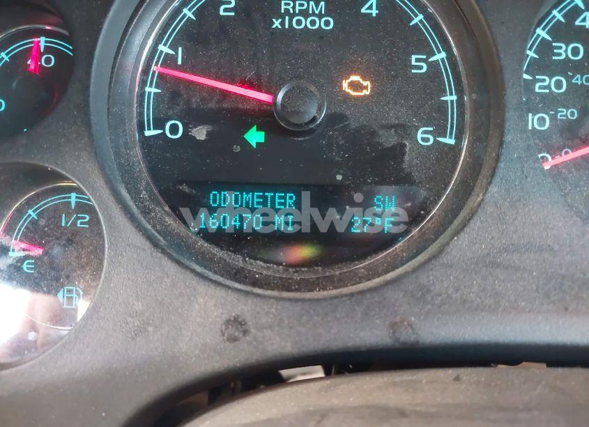 Photo 15 of 2010 Chevrolet Tahoe LT (VIN 1GNUKBE01AR120491)