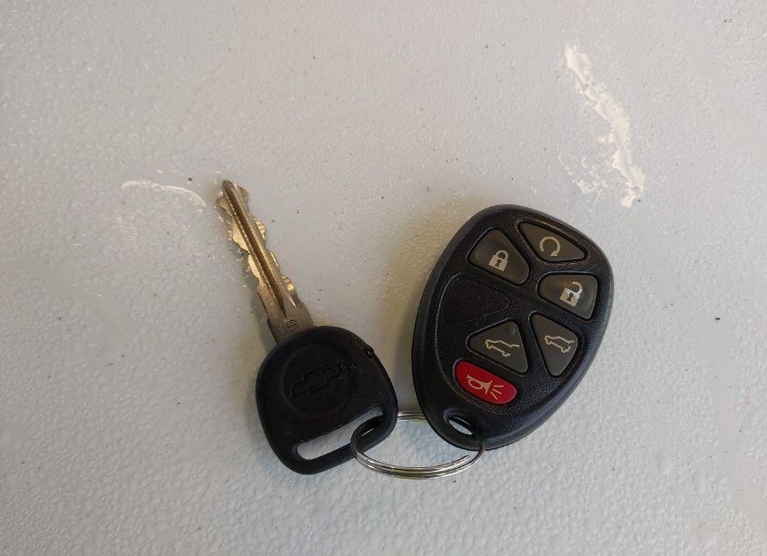 Photo 11 of 2010 Chevrolet Tahoe LT (VIN 1GNUKBE03AR181938)