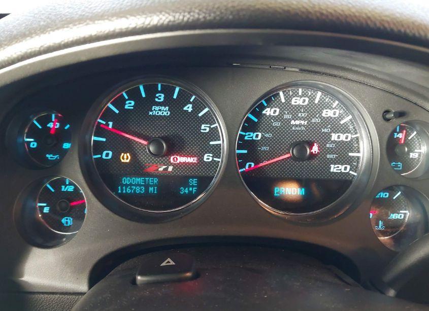 Photo 7 of 2010 Chevrolet Tahoe LT (VIN 1GNUKBE03AR181938)