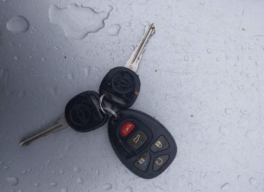 Photo 11 of 2010 Chevrolet Tahoe LT (VIN 1GNUKBE03AR263104)