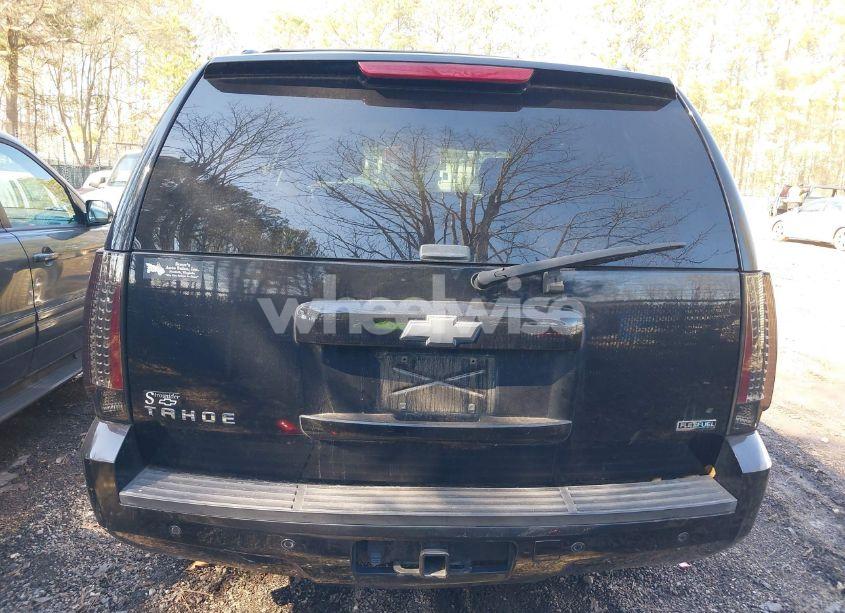 Photo 16 of 2010 Chevrolet Tahoe LT (VIN 1GNUKBE04AR242259)