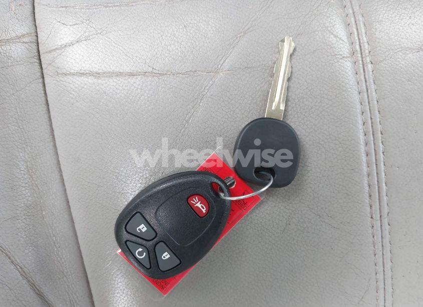 Photo 11 of 2010 Chevrolet Tahoe LT (VIN 1GNUKBE04AR278209)