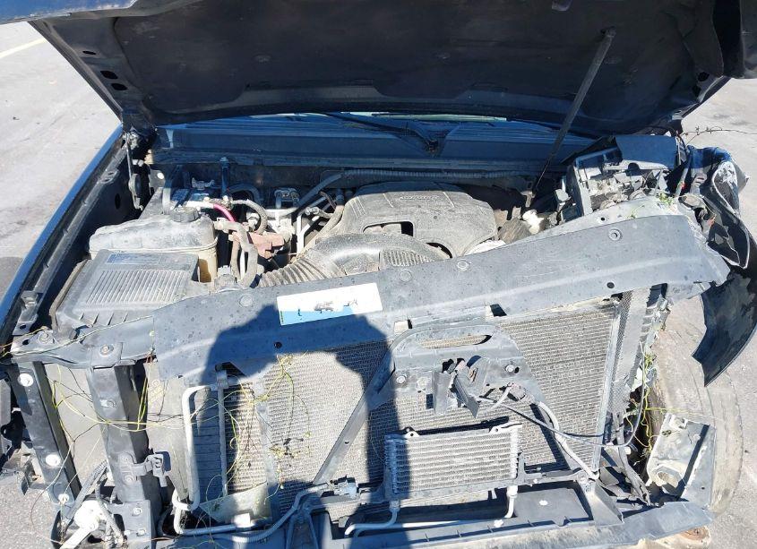 Photo 10 of 2010 Chevrolet Tahoe LT (VIN 1GNUKBE05AR100678)